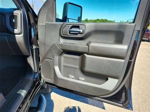 New 2026 Chevrolet Silverado 2500 Custom w/ Custom Convenience Package image 35