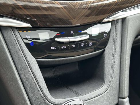 Certified 2024 Cadillac XT6 Sport w/ Platinum Package AWD/4WD image 27