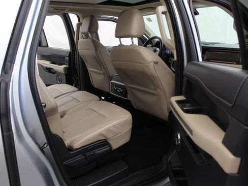 Used 2023 Ford Expedition Max Limited AWD/4WD image 32