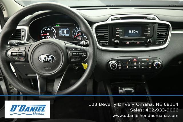 Used 2017 Kia Sorento AWD image 26