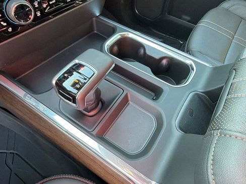 New 2026 Chevrolet Silverado 1500 High Country AWD/4WD image 24