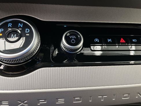 Used 2026 Ford Expedition Max Active AWD/4WD image 19