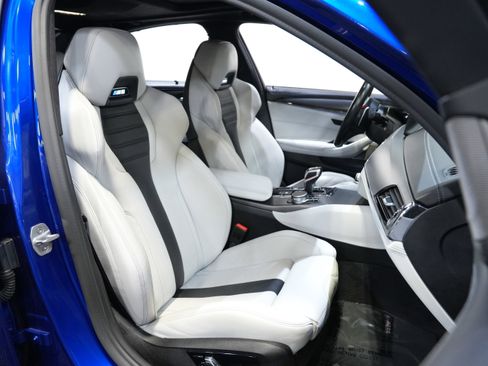 Used 2019 BMW M5 w/ Executive Package image 33