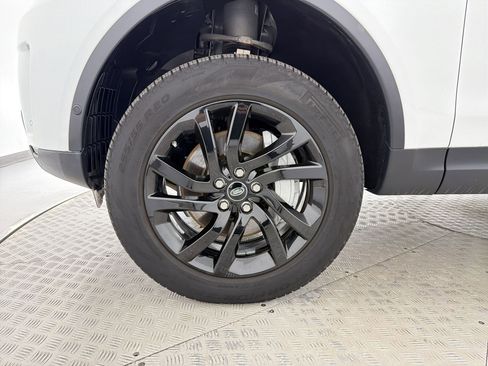 Used 2020 Land Rover Discovery HSE AWD/4WD image 11