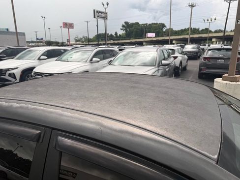 Used 2012 Toyota Corolla LE FWD image 4