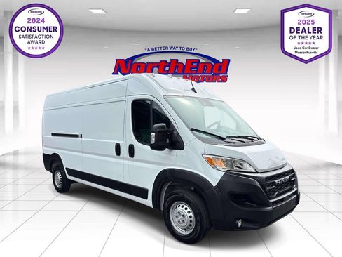 Used 2026 RAM ProMaster 2500 w/ Convenience Group FWD image 1