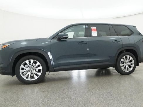 New 2026 Toyota Grand Highlander Limited image 51