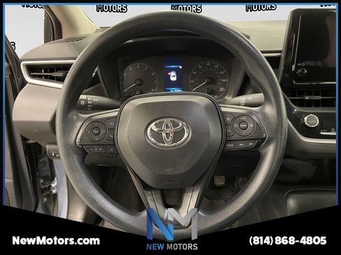 Used 2024 Toyota Corolla LE FWD image 12
