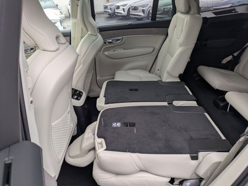 New 2026 Volvo XC90 T8 Ultra w/ Protection Package Premier image 16