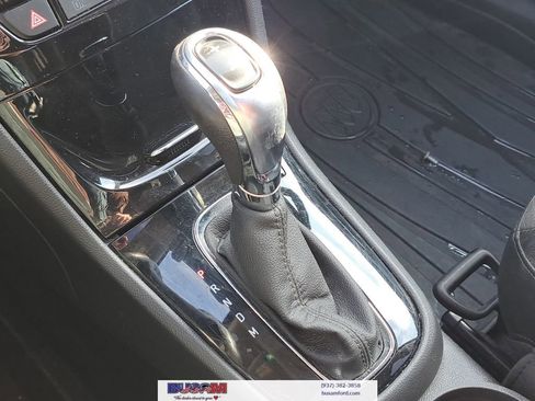 Used 2020 Buick Encore Preferred image 20