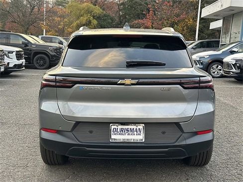 New 2026 Chevrolet Equinox EV LT image 3