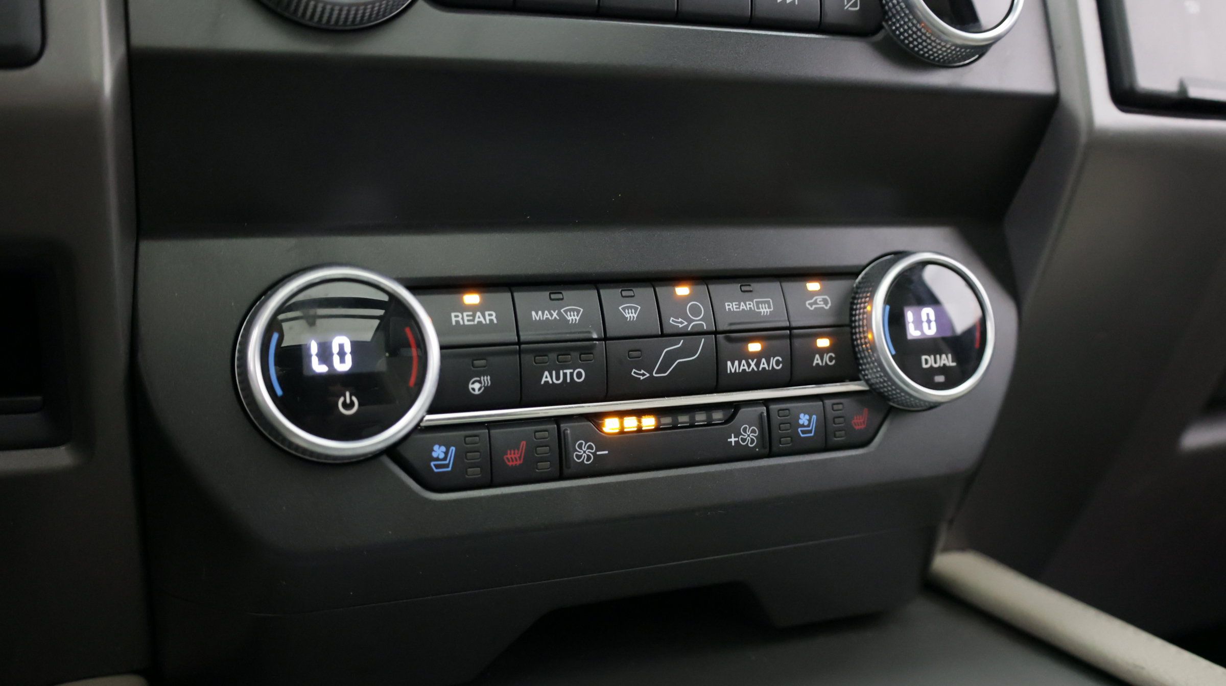 Used 2021 Ford Expedition XLT AWD/4WD image 22