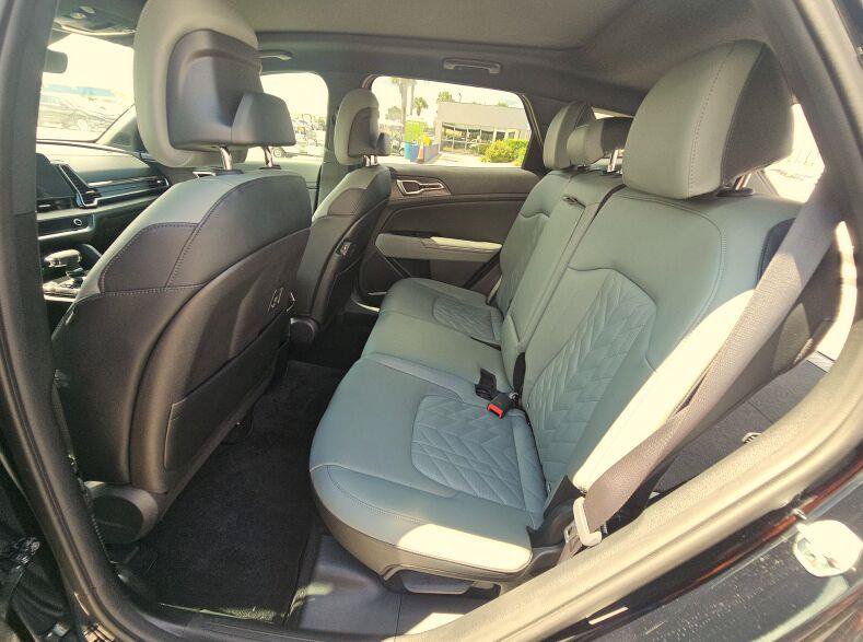 Used 2023 Kia Sportage X-Line w/ X-Line Premium Package AWD/4WD image 13