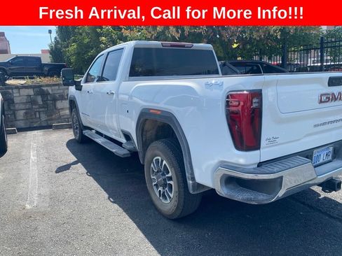 Used 2025 GMC Sierra 2500 SLT AWD/4WD image 17