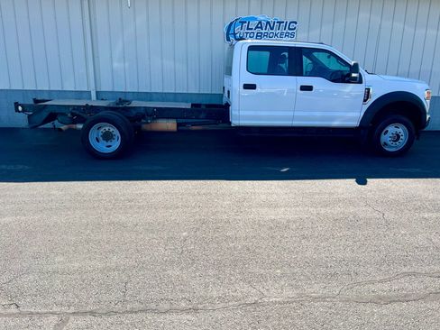 Used 2021 Ford F550 4x4 Crew Cab Super Duty image 3
