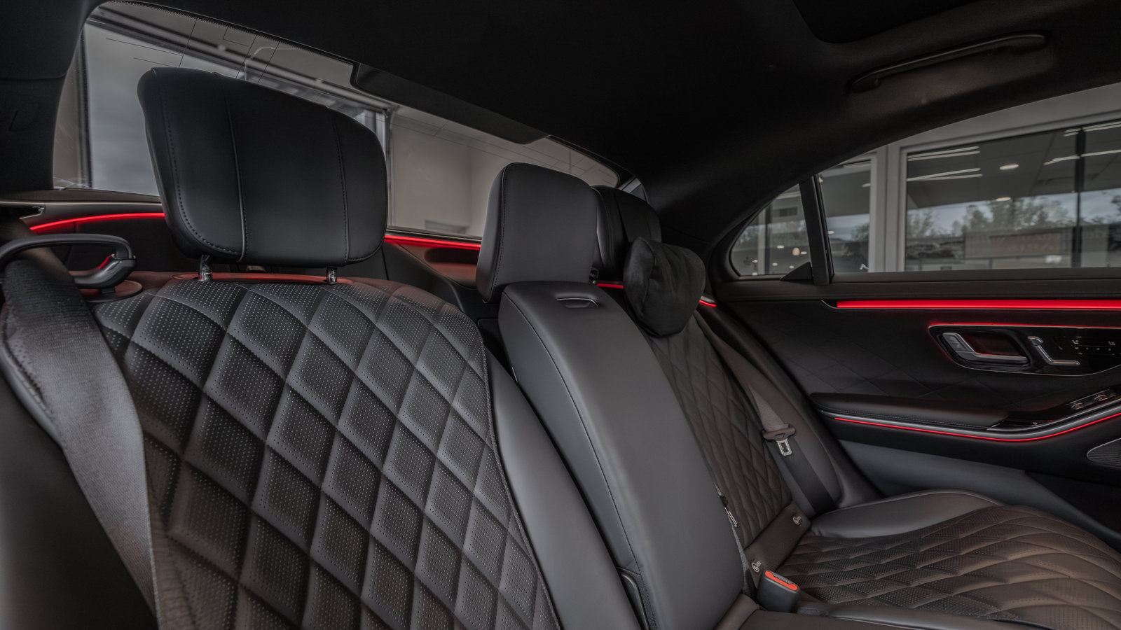 Used 2024 Mercedes-Benz S 580 4MATIC Sedan image 29
