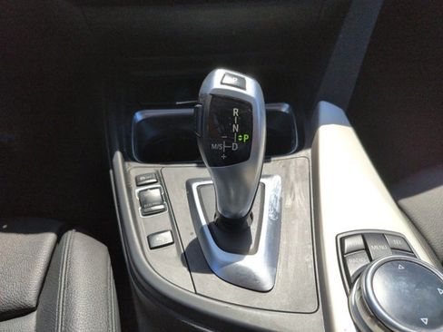 Used 2015 BMW 320i xDrive Sedan AWD/4WD image 12