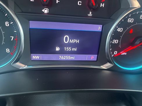 Used 2020 Chevrolet Traverse LT FWD image 21