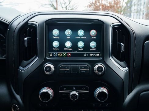 Used 2021 GMC Sierra 2500 Denali w/ Denali Ultimate Package image 14