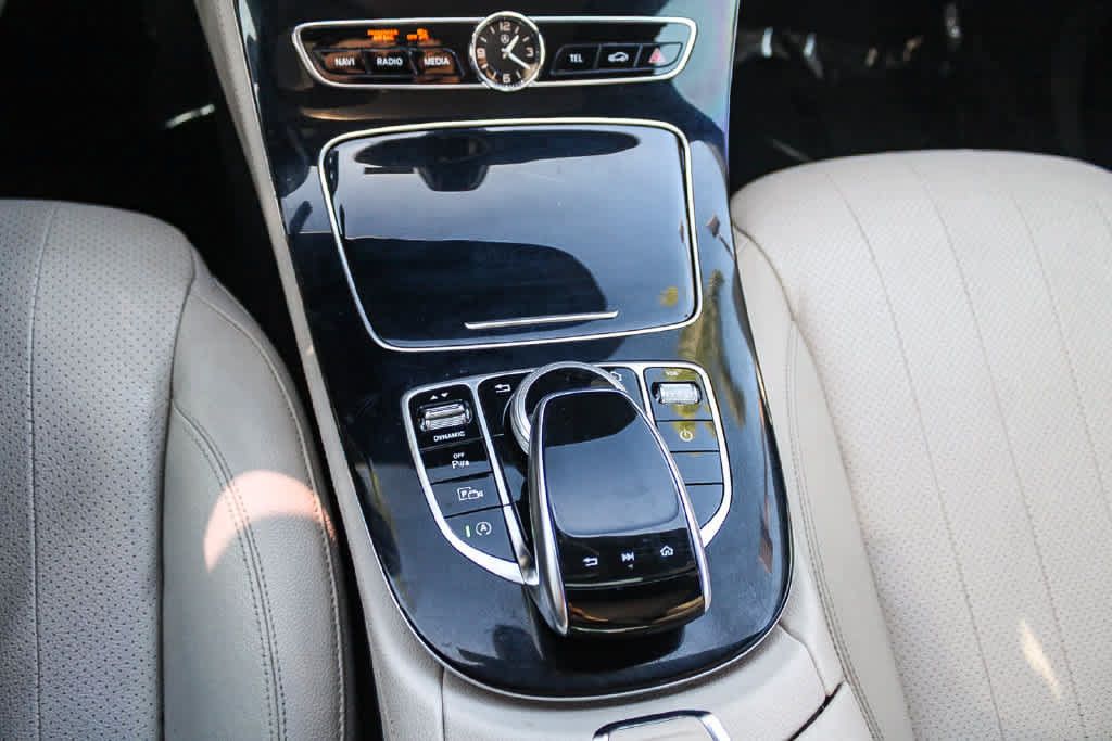 Used 2018 Mercedes-Benz E 300 image 23
