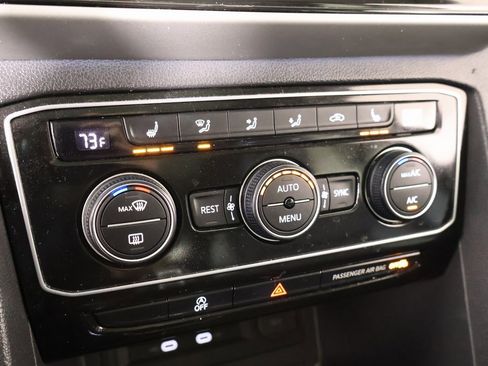 Used 2021 Volkswagen Atlas SEL R-Line image 8