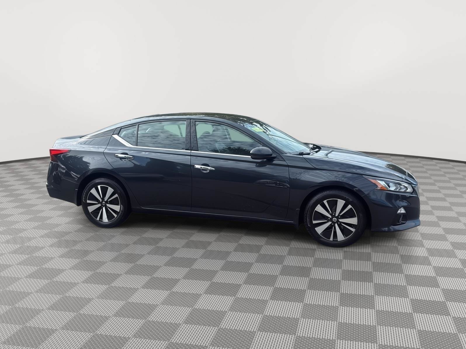 Used 2019 Nissan Altima 2.5 SL AWD/4WD image 5