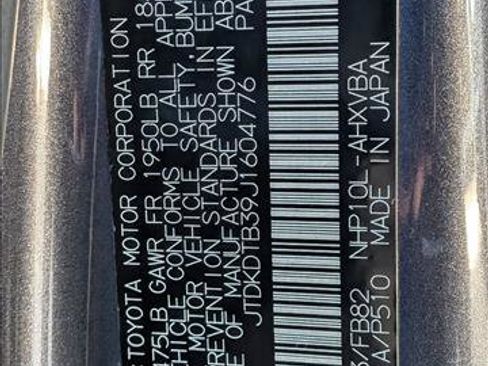 Used 2018 Toyota Prius C Two image 23