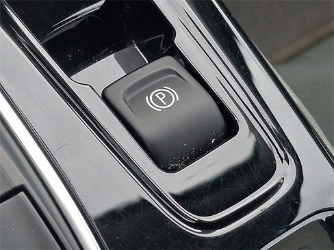 Used 2023 Chevrolet Bolt EUV Premier w/ Sun & Sound Package image 24