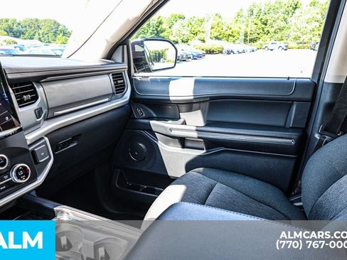 Used 2024 Ford Expedition XLT RWD image 43