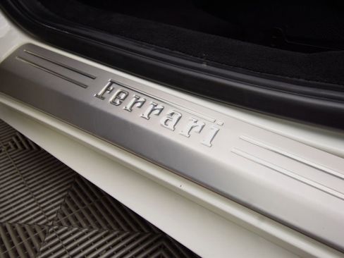 Used 2014 Ferrari 458 Italia Coupe image 31