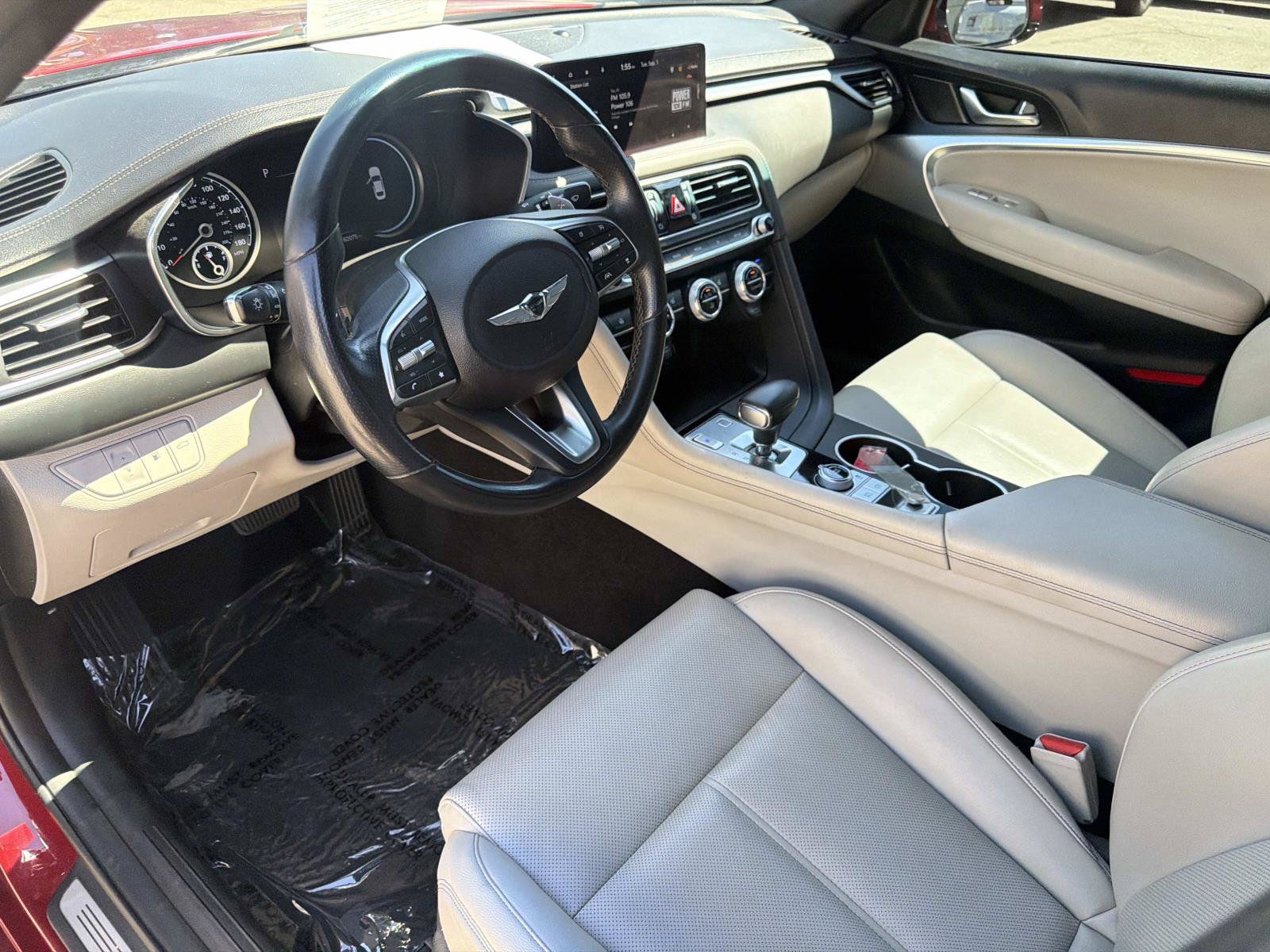 Used 2023 Genesis G70 2.0T AWD/4WD image 13