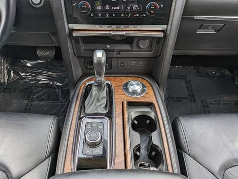 Used 2024 Nissan Armada SL w/ Captain's Chairs Package AWD/4WD image 21