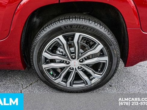 Used 2019 GMC Terrain Denali w/ Advanced Safety Package image 17