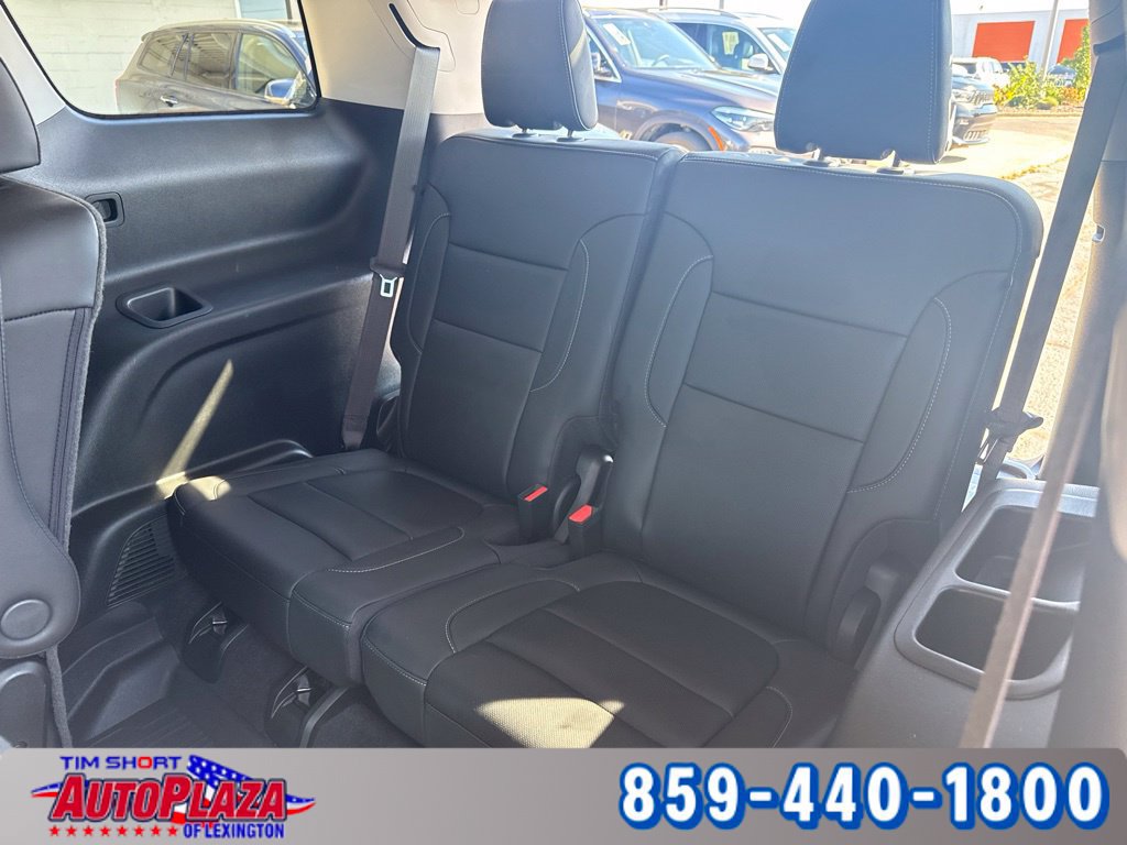 Used 2023 GMC Acadia SLT w/ Elevation Edition AWD/4WD image 25