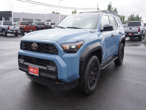 New 2025 Toyota 4Runner TRD Off-Road Premium image 9