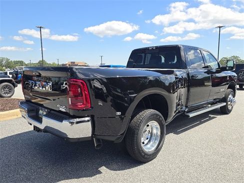 New 2026 RAM 3500 Laramie w/ Max Tow Package image 3