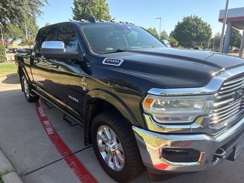 Used 2019 RAM 2500 Laramie AWD/4WD image 4