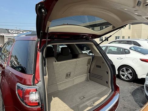Used 2016 GMC Acadia Denali AWD/4WD image 16