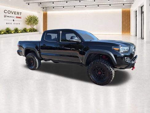 Used 2023 Toyota Tacoma TRD Pro AWD/4WD image 17