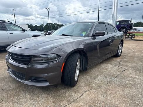 Used 2021 Dodge Charger SXT w/ Leather Interior Group RWD image 1