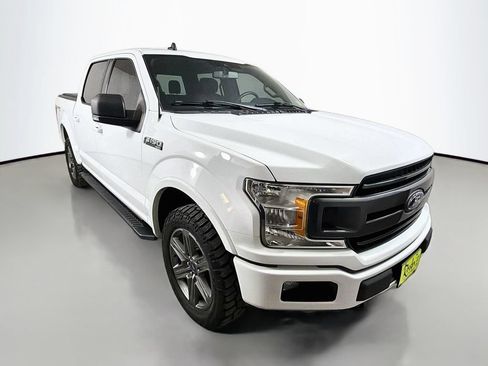 Used 2020 Ford F150 XLT w/ Equipment Group 302A Luxury AWD/4WD image 4