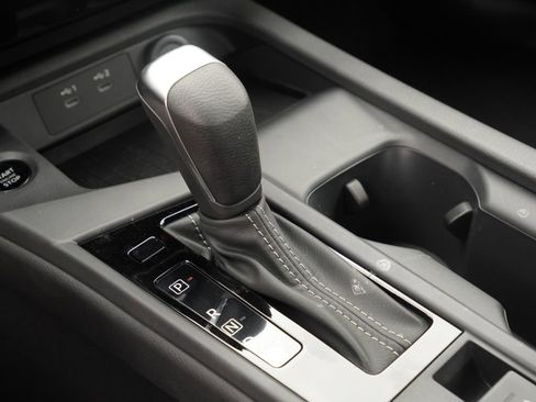 New 2026 Nissan Sentra SV FWD image 15