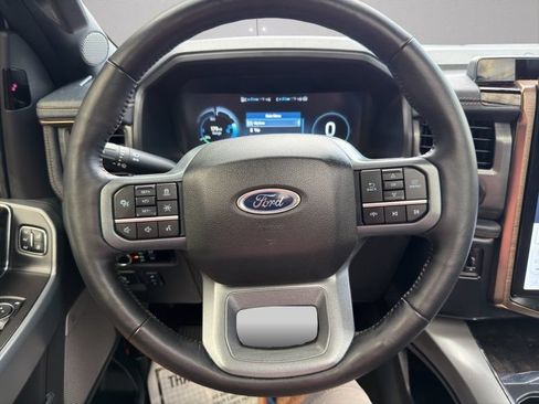 Used 2023 Ford F150 Lightning 4x4 SuperCrew image 14
