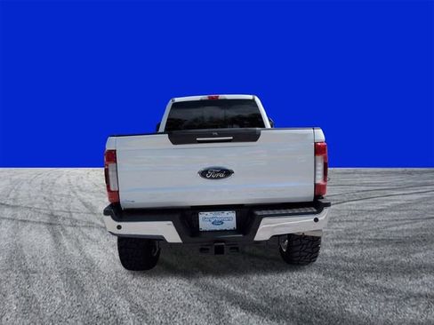 Used 2019 Ford F250 Lariat w/ Lariat Ultimate Package image 5