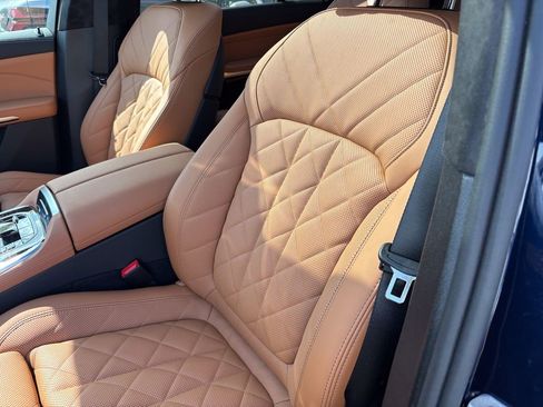 New 2026 BMW X7 xDrive40i AWD/4WD image 16