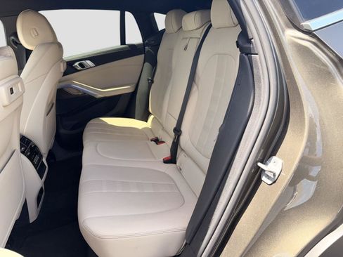 Used 2022 BMW X6 xDrive40i w/ Premium Package AWD/4WD image 10