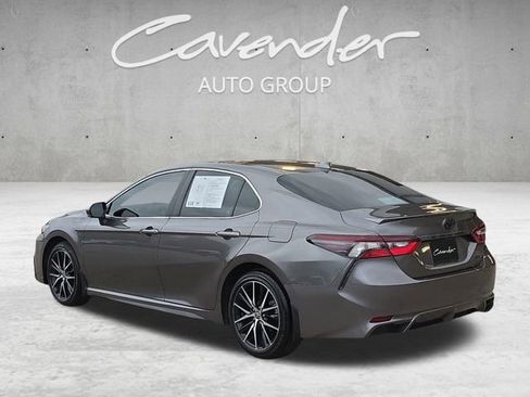 Used 2024 Toyota Camry SE FWD image 14