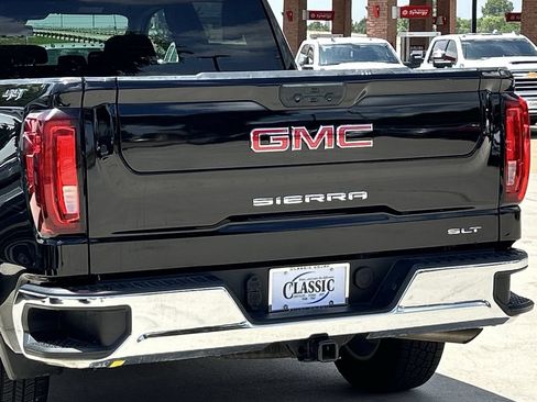 Used 2025 GMC Sierra 1500 SLT AWD/4WD image 6