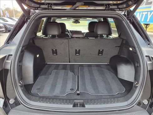 Used 2025 Chevrolet Equinox RS image 25