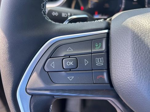 New 2025 Jeep Grand Cherokee L Altitude image 45